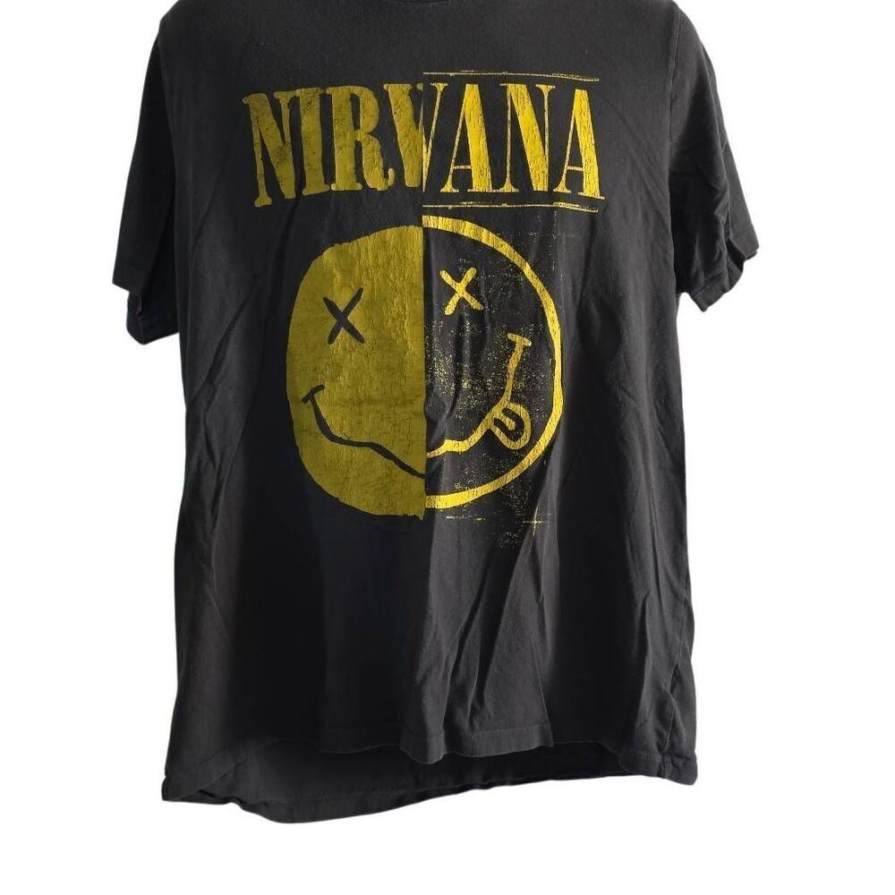 Old Navy Men's Size XL Gray Yellow Smiley Face Nirvana Short Sleeve T-shirt